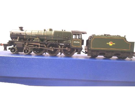 Airfix Jubilee class, refinished Green, Late Crest, 45654, Hood, in good condition, storage wear to box. P&amp;P Group 1 (£14