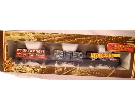 Bachmann 33-033 Coal Trader Classics, set of three Yorkshire Area wagons in excellent condition, boxed. P&amp;P Group 1 (£14+