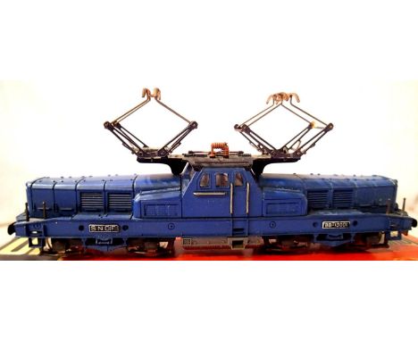 Jouef 8335, twin pantograph electric, BB-13001, SNCF Blue, in very good to excellent condition, box poor. P&amp;P Group 1 (£1