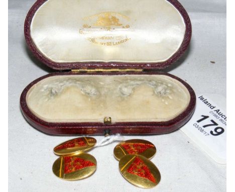 A pair of 18ct gold and enamel gent's cuff links bearing Royal Victoria Yacht Club burgees