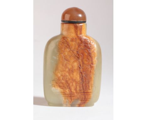 A CHINESE JADE 'MASTER OF THE ROCK' SNUFF BOTTLE 18th/19th century, the russet nephrite with a scholar and pupil carved to th