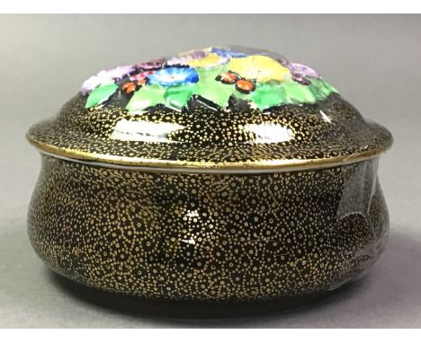 COLLECTION OF CERAMIC TRINKET BOXES including Wedgwood, Tuscan, Limoges, Mintons, Royal Worcester and others, all various siz