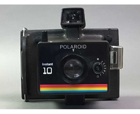 GROUP OF TWO CAMERAS including a Polaroid Instant 10 and a Praktica MTL 5 camera, casedQty: 2