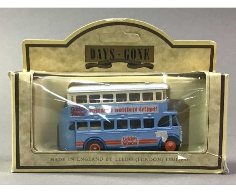 Vintage Lledo London Double Decker Bus Made in England Days Gone Die Cast 