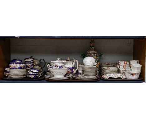 A Meissen style potpourri jar, cover and stand, 19th century, decorated with applied flowers, together with an early 19th cen