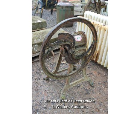 *HAYBRIDGE WALDON VINTAGE FARM EQUIPMENT
