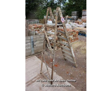 *VINTAGE A-FRAME WOODEN STEP LADDER WITH EIGHT STEPS