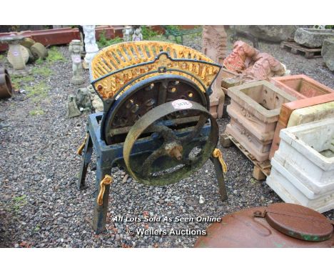 *VINTAGE WHEAT GRINDER