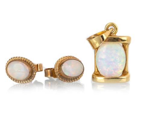 OPAL PENDANT, in eighteen carat gold, along with a pair of earrings, in nine carat gold