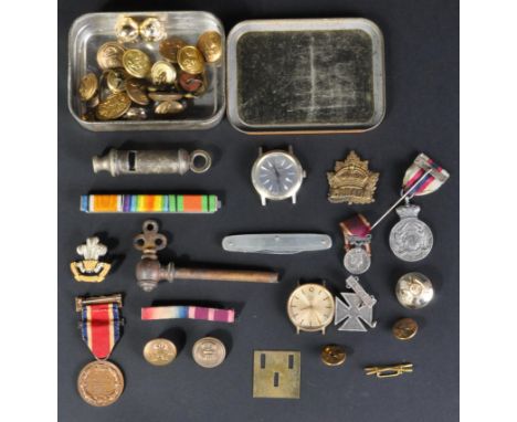 A collection of assorted WWI First and WWII Second World War (and other) related uniform buttons, and other items. Also inclu
