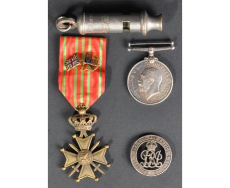 WWI First World War Items - to include a WWI First World War medal awarded to one 16935 Private J. H. Sharpe of the Bedfordsh