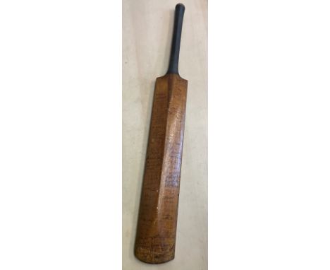 A Hobbs No 6 Cricket Bat autographed with 1934 Australia including Bradman, Chipperfield, O'Reilly, Fleetwood-Smith, Kippax e