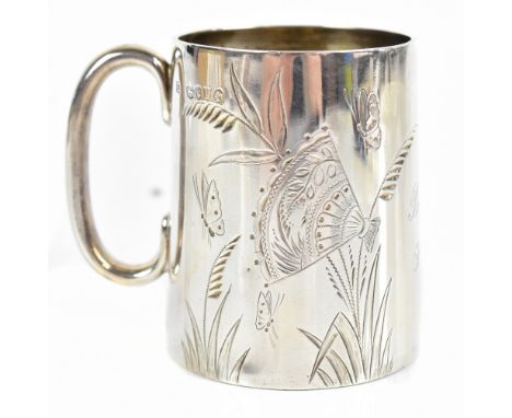 EDWARD HUTTON; a late Victorian hallmarked silver aesthetic movement christening cup engraved with Japanese fans and butterfl