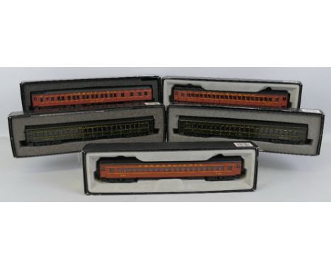 Bachmann "HO" scale - five Spectrum Series passenger coaches, comprising Pullman Edgar A. Poe No.89117 and four Burlington No