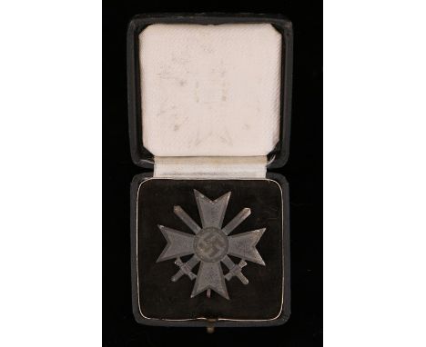 German War Merit Cross first class with swords (Kriegsverdienstkreuz 1939 1. Klasse mit Schwertern im Etui), late war example