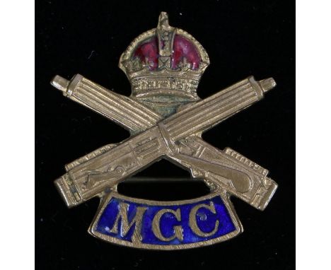 First World War Machine Gun Corps sweetheart badge in gilding metal and enamel, pin back in working order