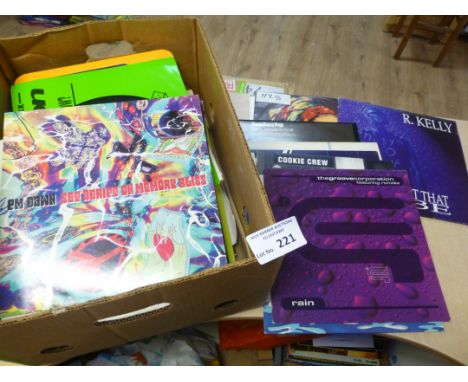 Records : Good box of 12" &amp; albums 70+ unsorted inc. R Kelly, Cookie Crew - good lot 