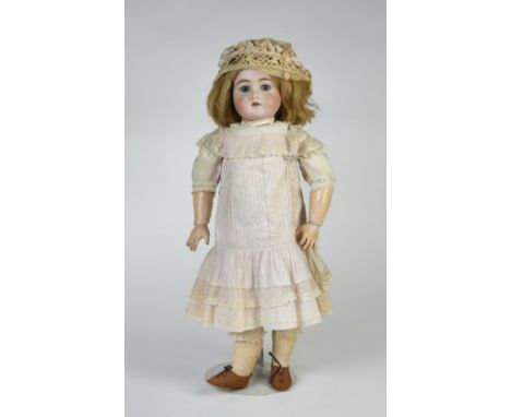 Kämmer &amp; Reinhardt, Puppe, Germany VK, 68 cm, Bisquit-Kurbelkopf, gemarkt "S &amp; H  K &amp; R", Masse-Gliederkörper mit