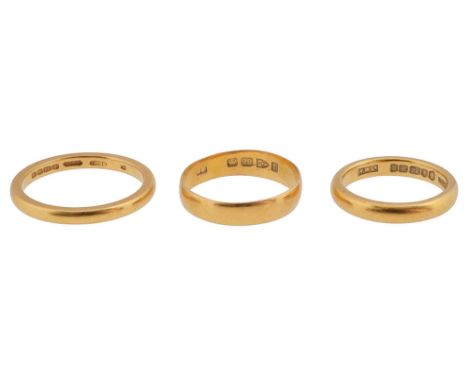 A group of three 22ct ringseach stamped '22'approx weight 10.5g, ring sizes P, M/N, I/JCondition: 