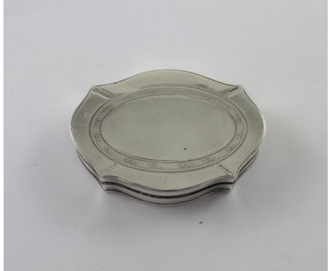 A George V hallmarked silver trinket box, London 1913-14, approx 3.2ozt.