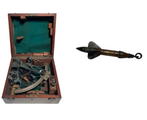 AN UNSIGNED 6¾IN. RADIUS VERNIER SEXTANT, EARLY 20TH CENTURY
with oxidised brass three-circle frame, inset silvered scale div