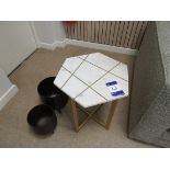 Coffee table and 2 3 legged pots