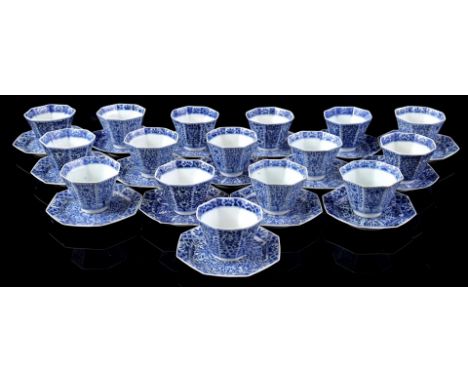16 porcelain octagonal cups and 17 saucers with blue floral decor, Japan Edo period 18th century (various damage, including g