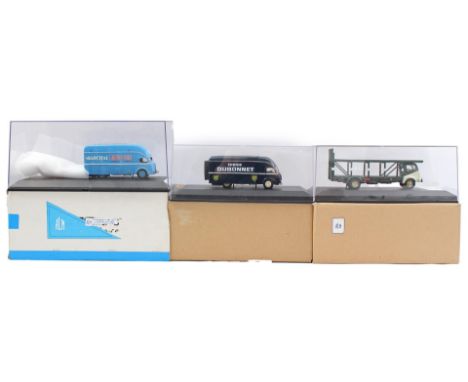 3 ALM scale model trucks including Fiat 645 N, Panhard IE 21-4 HL 110 CV and Panhard IE 21-4 HL 100 CV, 3x in plastic display