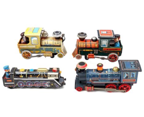 4 x tin toy train b.u. Toytown Japan model 523, Csengös Mozdony, Modern Toys JapanWestern 3185 and Shinsei Kiki Japan Pioneer