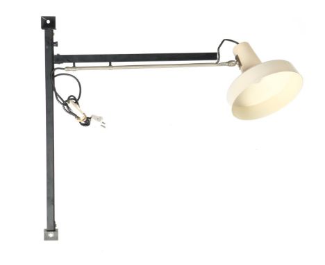 Niek HiemstraBlackened metal and aluminum wall lamp with white shade, design Niek Hiemstra for Hiemstra Evolux, model 'Telesc