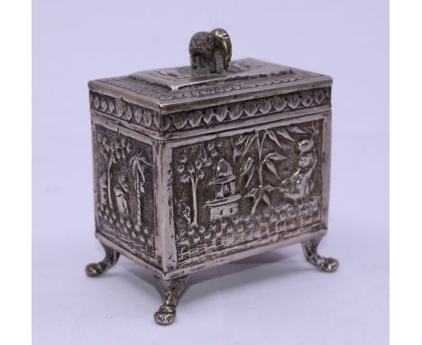 An Asian silver tea caddy, weight: 146.38g