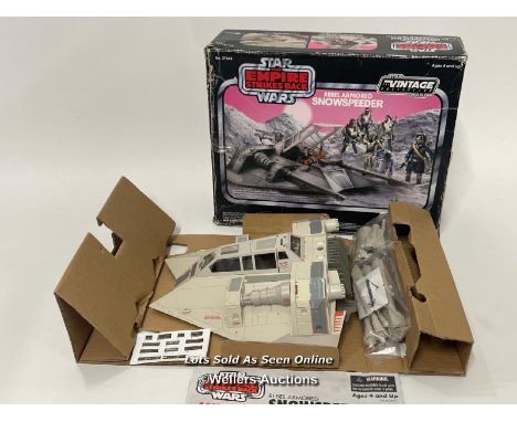 Hasbro The Vintage Collection Empire Strikes Back Rebel Snowspeeder vehicle 2010 edition, mint in the box with accessories st