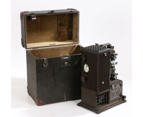 Kodak Kodascope Model L projector, cased