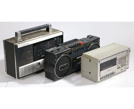 Silver SR5000L radio/ cassette player, Philips D8072 radio/ cassette player, Nivico 8500E solid state portable radio (3)