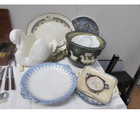 A large jardiniere, a swan planter and other ceramic items