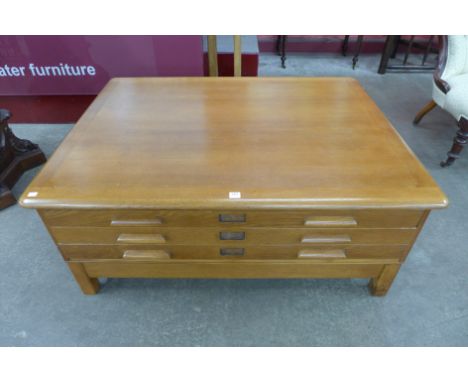 A light oak plan chest