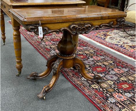 An early Victorian rectangular rosewood folding card table width 92cm, depth 45cm, height 73cm