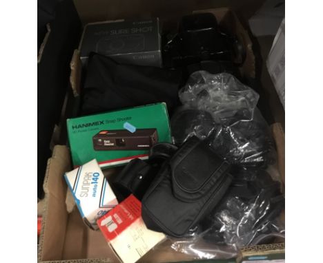 Box of camera equipment [NO RESERVE]