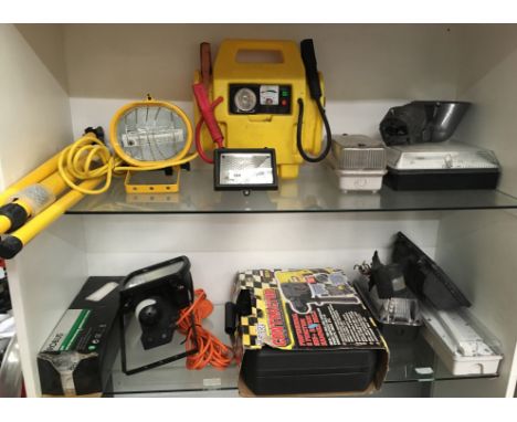 Assorted lighting and tools [NO RESERVE]
