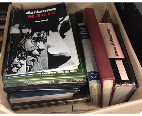 Qty camera books [NO RESERVE]