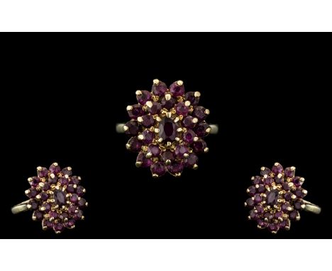 Ladies 9ct Gold Large Garnet Set Dress Ring, Flower head Setting. Garnets of Fire Red Colour. Ring Size M. Weight 4,5 grams. 