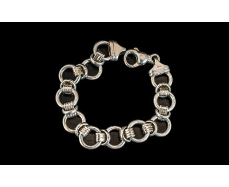 Good Quality Vintage Sterling Silver Bracelet of Pleasing Form and Design. Marked Sterling, Excellent Clasp. Length 8 Inches 