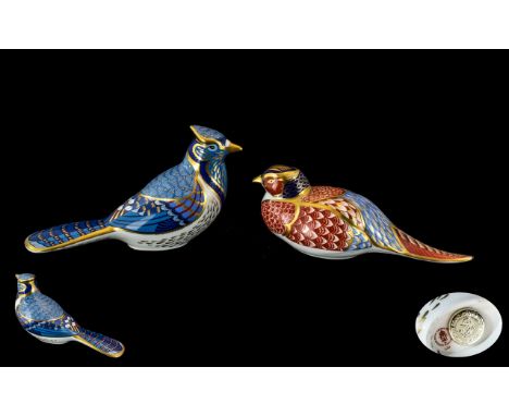 Royal Crown Derby Pair of Hand Painted Ceramic Paperweights ( 2 ) In Total. Comprises 1/ Pheasant, Modelled by Robert Jeffers