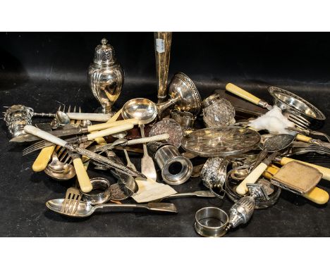 Quantity of Silver Items &amp; Oddments, including sugar shaker, salt dish with blue liner, napkin rings, pepper dates, vase,