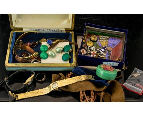 Small Collection of Jewellery &amp; Collectibles including a vintage Accurist ladies watch with a gold back and expanding str