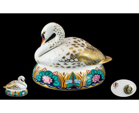 Royal Crown Derby Hand Painted Ceramic Paperweight ' Swan ' Large. Gold Stopped, Date 1996. 5 Inches - 12.5 cms Wide. 