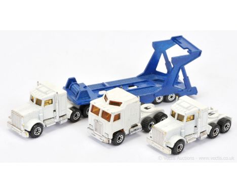 Matchbox Superfast Convoy Series CY1 Articulated Car Transporter factory Pre-production colour trial - dark blue trailer (mis