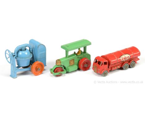 Matchbox Regular Wheels. (1) 1a Aveling Barford Diesel Road Roller - rare light green body with gold trim, tan driver, red me