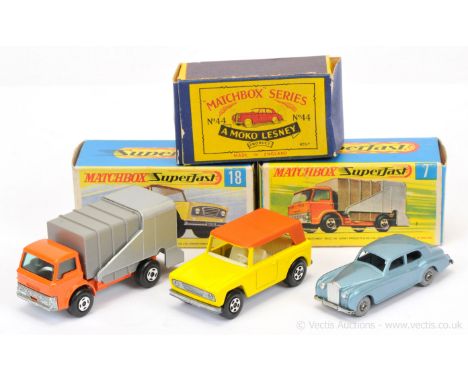 Matchbox Superfast (1) 7a Ford D800 Refuse Truck - orange cab &amp; chassis, 4-spoke wide wheels with black axle clips - Near