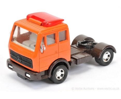 Matchbox Super Kings K8 Mercedes Articulated Animal Transporter Tractor Unit only factory Pre-production colour trial - orang